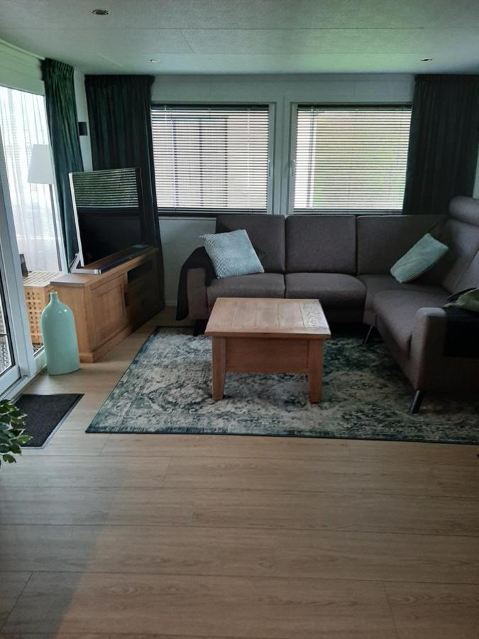 Poortvliet Glamping Aan De Thoolse Kust酒店 外观 照片